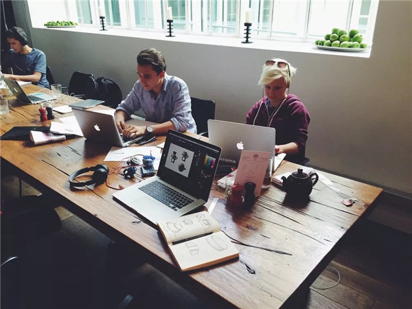 世界視野 | 美國(guó)硅谷的企業(yè)選擇辦公空間,全看(圖1) 世界視野 | 美國(guó)硅谷的企業(yè)選擇辦公空間,全看(圖1)