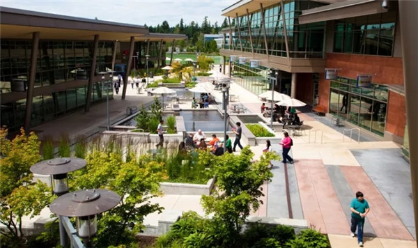 世界視野 | 美國(guó)硅谷的企業(yè)選擇辦公空間,全看(圖4) 世界視野 | 美國(guó)硅谷的企業(yè)選擇辦公空間,全看(圖4)